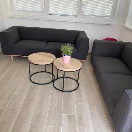 Sanela Apartment *