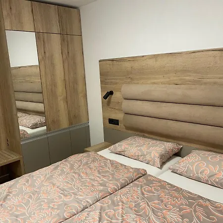 Sanela Appartement *