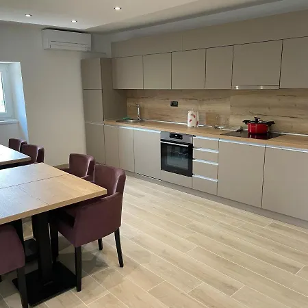 Appartement Sanela *