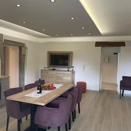 Sanela Appartement *