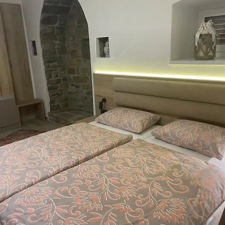 Apartament Sanela *
